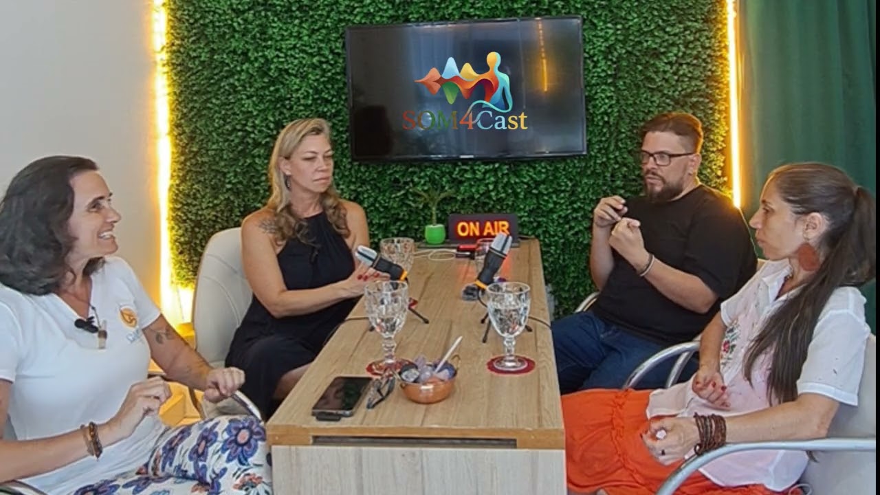 SOM4CAST - 4 profissionais de diferentes áreas falando sobre saúde mental de forma leve e divertida.