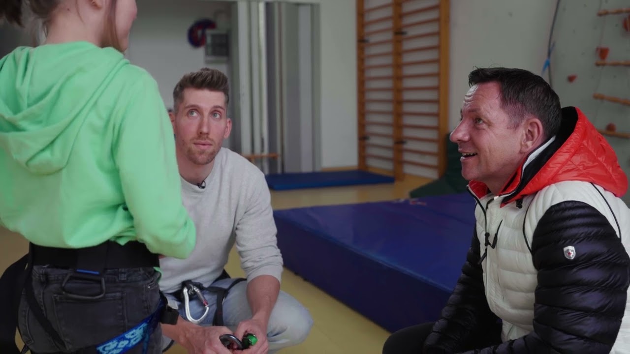 kinderklinik siegen | botschafter timo latsch |