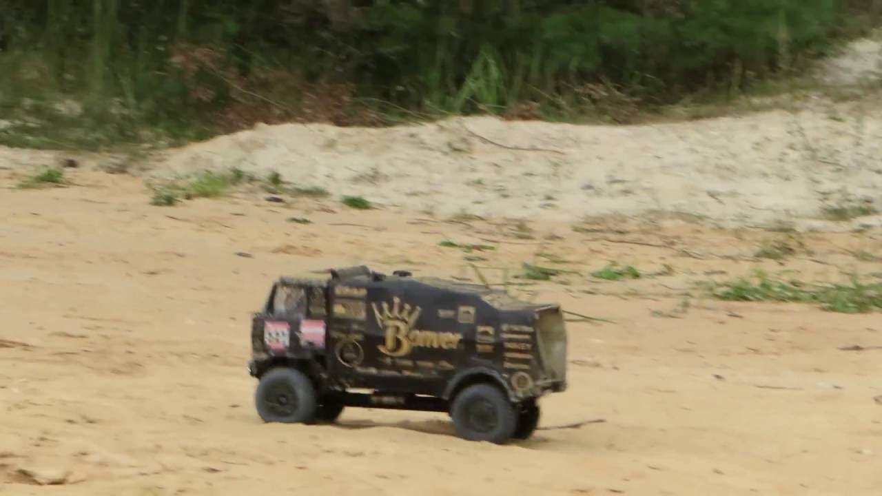 RC model Tatra Dakar Tom&aacute;&scaron; Vr&aacute;tn&yacute;