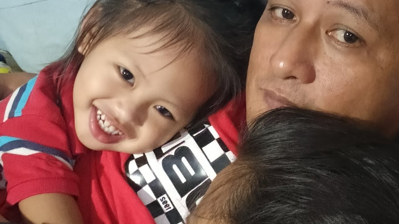 Maulan na morning..kwentohan habang nag aalmusal w/ my bunso KIAN