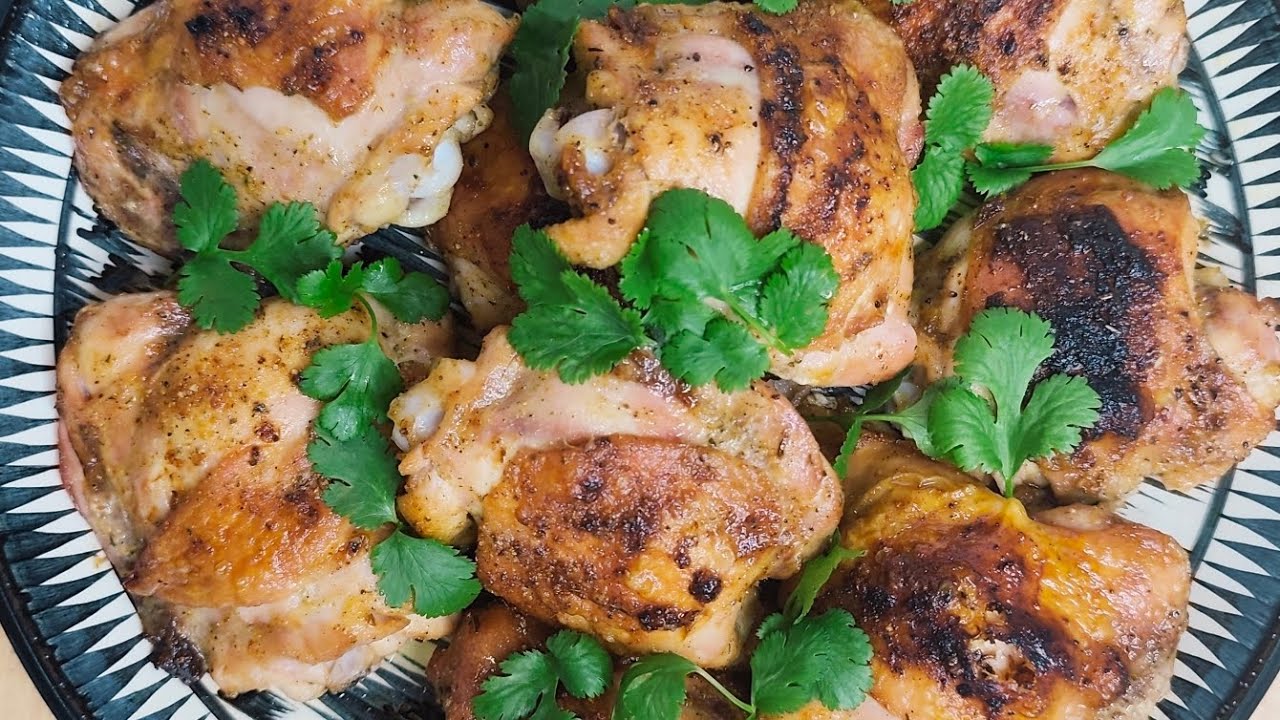 Super easy and  tasty recipe of baking chicken in the oven! 