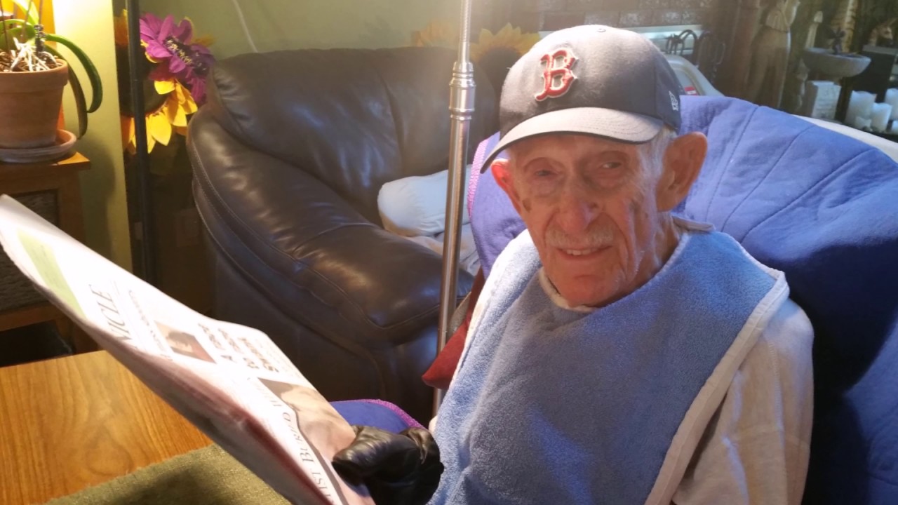 Alzheimer's artist makes it on cover of newspaper!