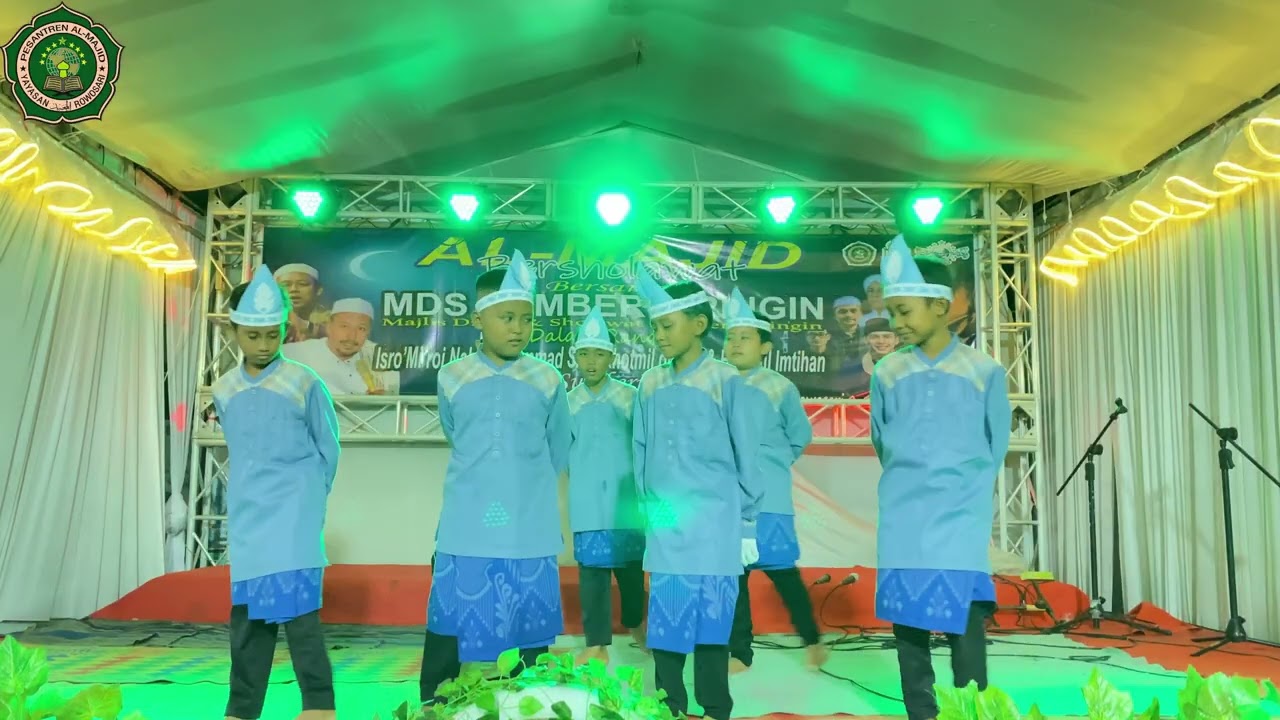 TARI YA ROBBI SHOLLI ALA MUHAMMAD KELAS SATU PUTRA MADRASAH DINIYAH TAKMILIYAH AL-MAJID
