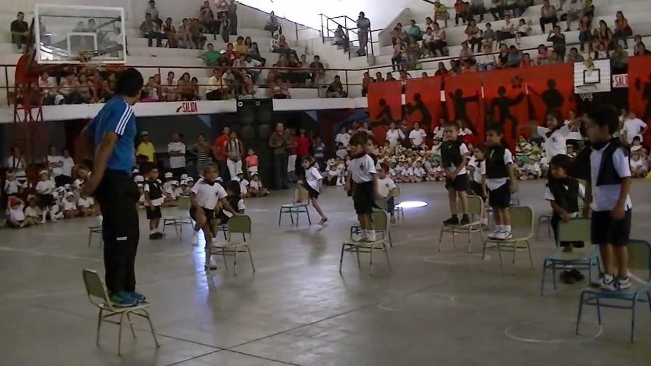 Fiesta de educación fisica - coreografia - tango ¨la cumparsita¨ . profesor Jose Obregon