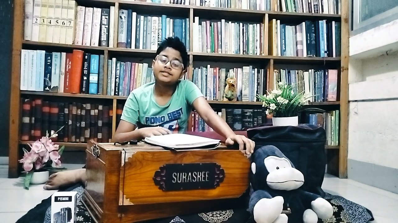 অলিরও কথা শুনে বকুল হাসে। পরিবেশনায় আরশ। 