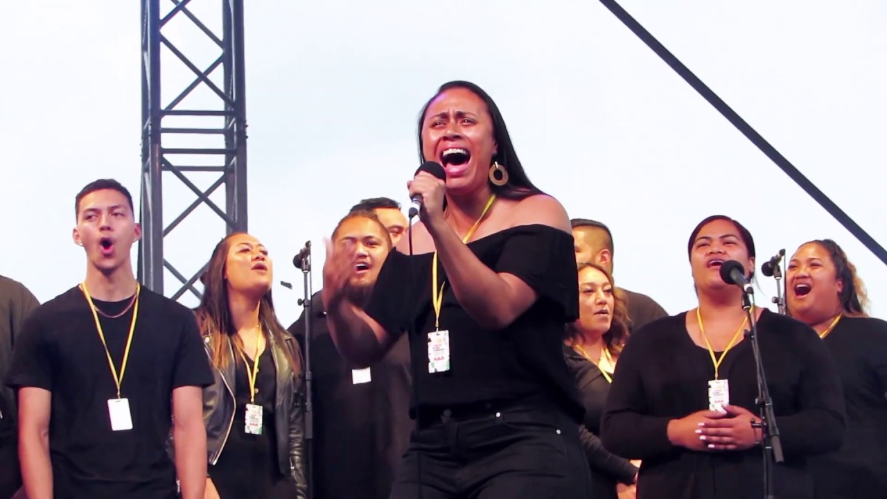 This Is Me - Mt Druitt Choir (Carols In The Crescent 2019)