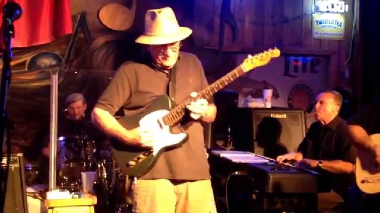 Workin Man Blues - cover by The Texas Jamm Band  w/ special guest Rick McRae on lead guitar.