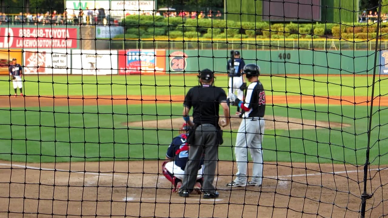 Hoby Milner strikes out Kellin Deglan