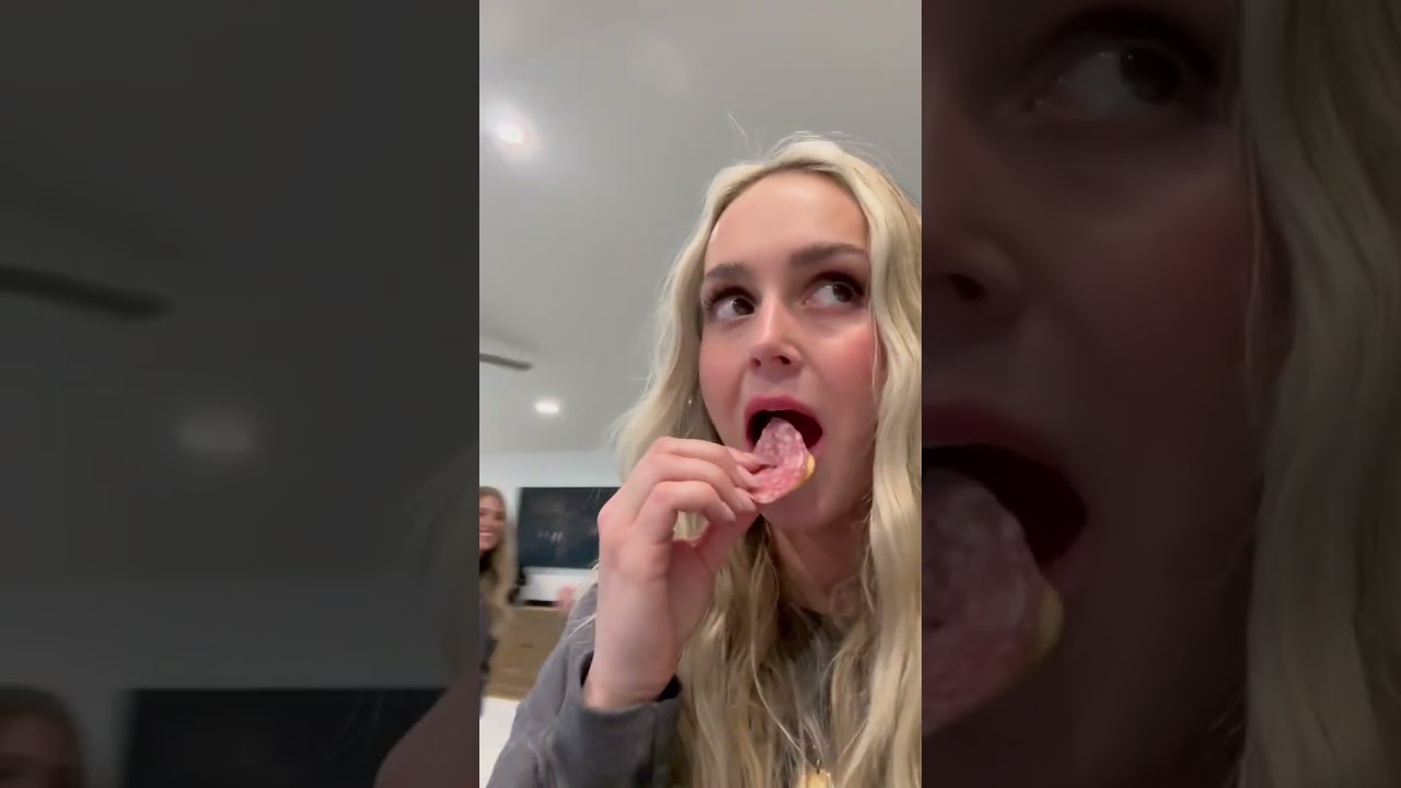 За кулисами Momtok #шорты #мама #ютубер #bts