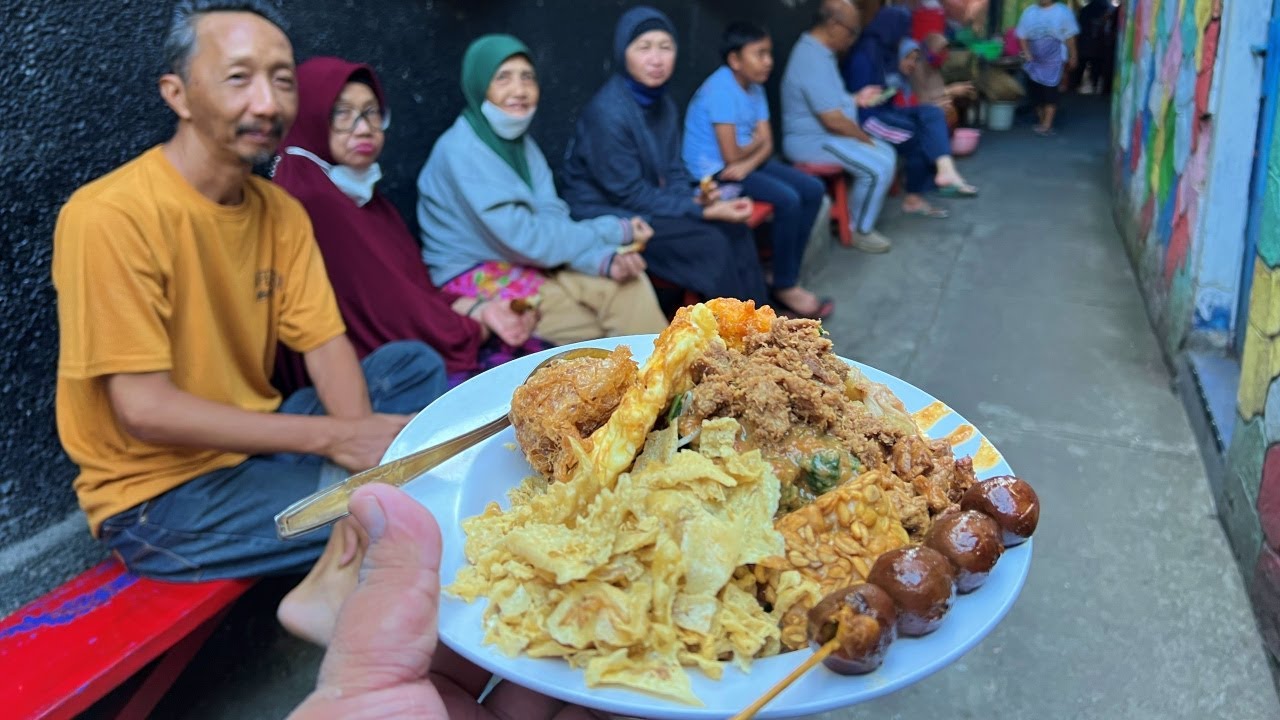 SEPORSI 39 RIBU, INILAH PECEL WALISONGO JEMBER YANG RAME BANGET!!