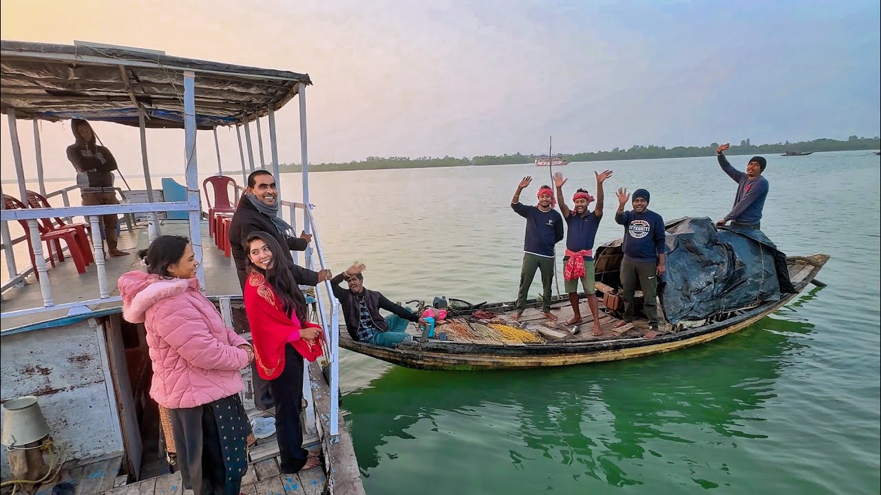 আজ হেরোভাঙা নদীতে বড়সি দিয়ে মাছ ধরলাম, সাথে টুরিস্ট বোটের মাঝির হাতে চিকেন কষা!!!