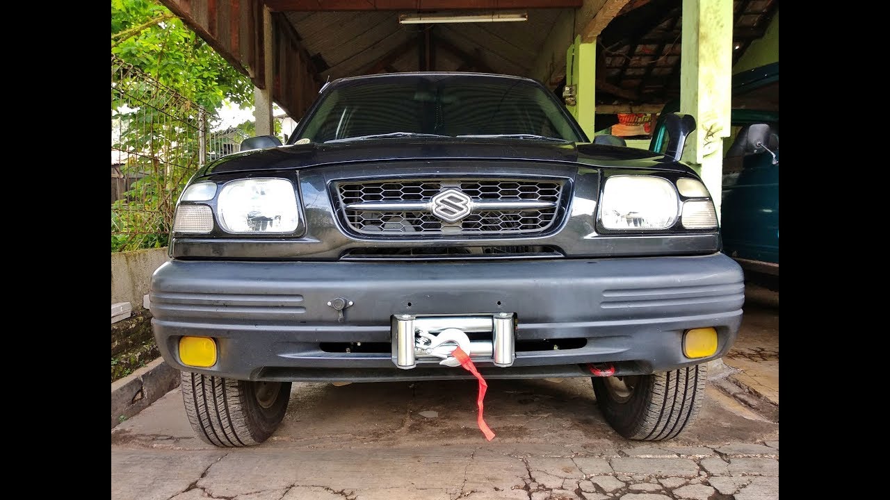 Suzuki Escudo 4x4 - Installing hidden winch mounting