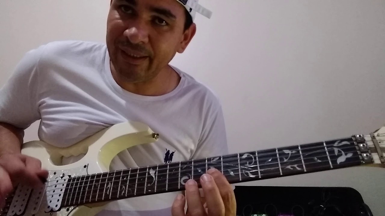 Solo da música (bem distante eu te vi) passo a passo