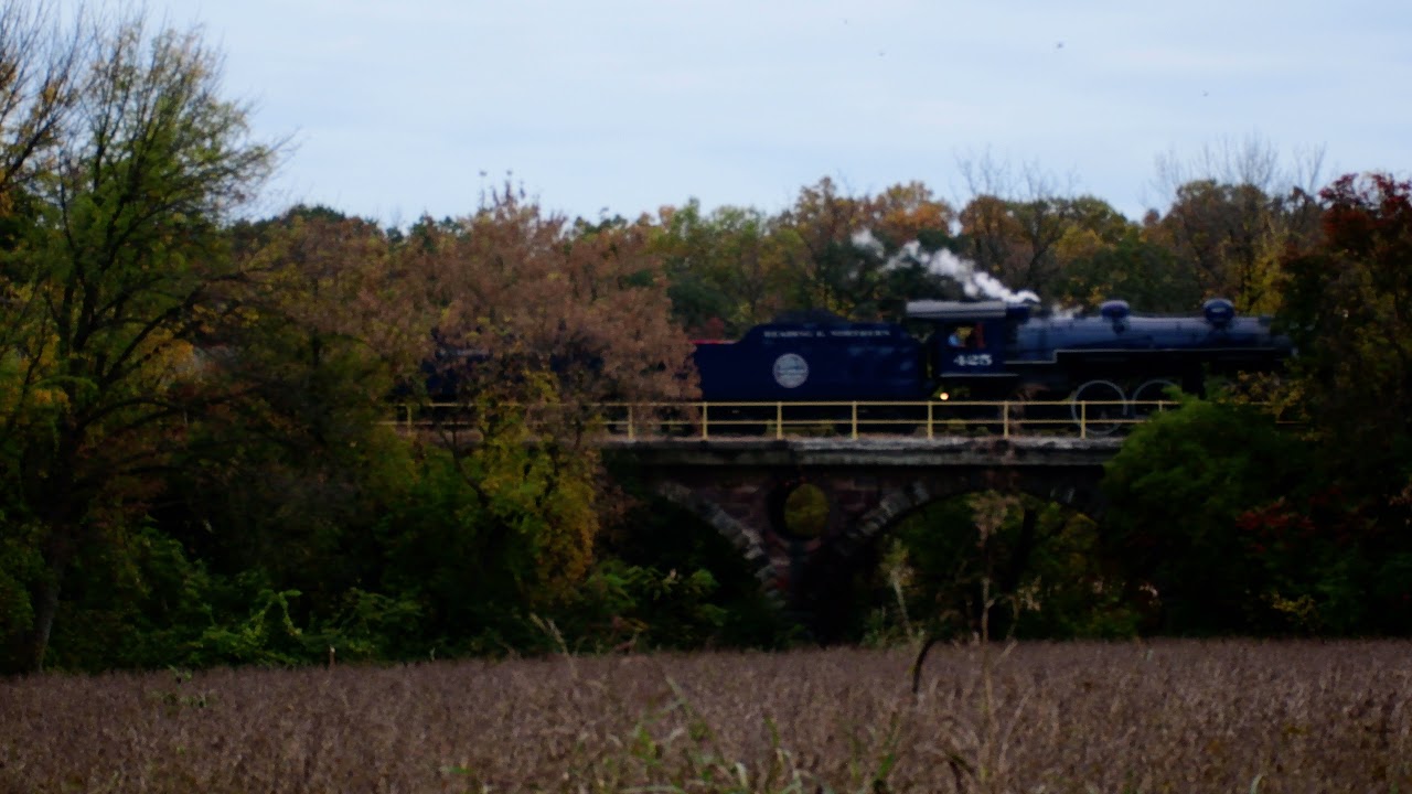 RBMN 425 crosses unique bridge at Rickenbach, PA 10 24 2021