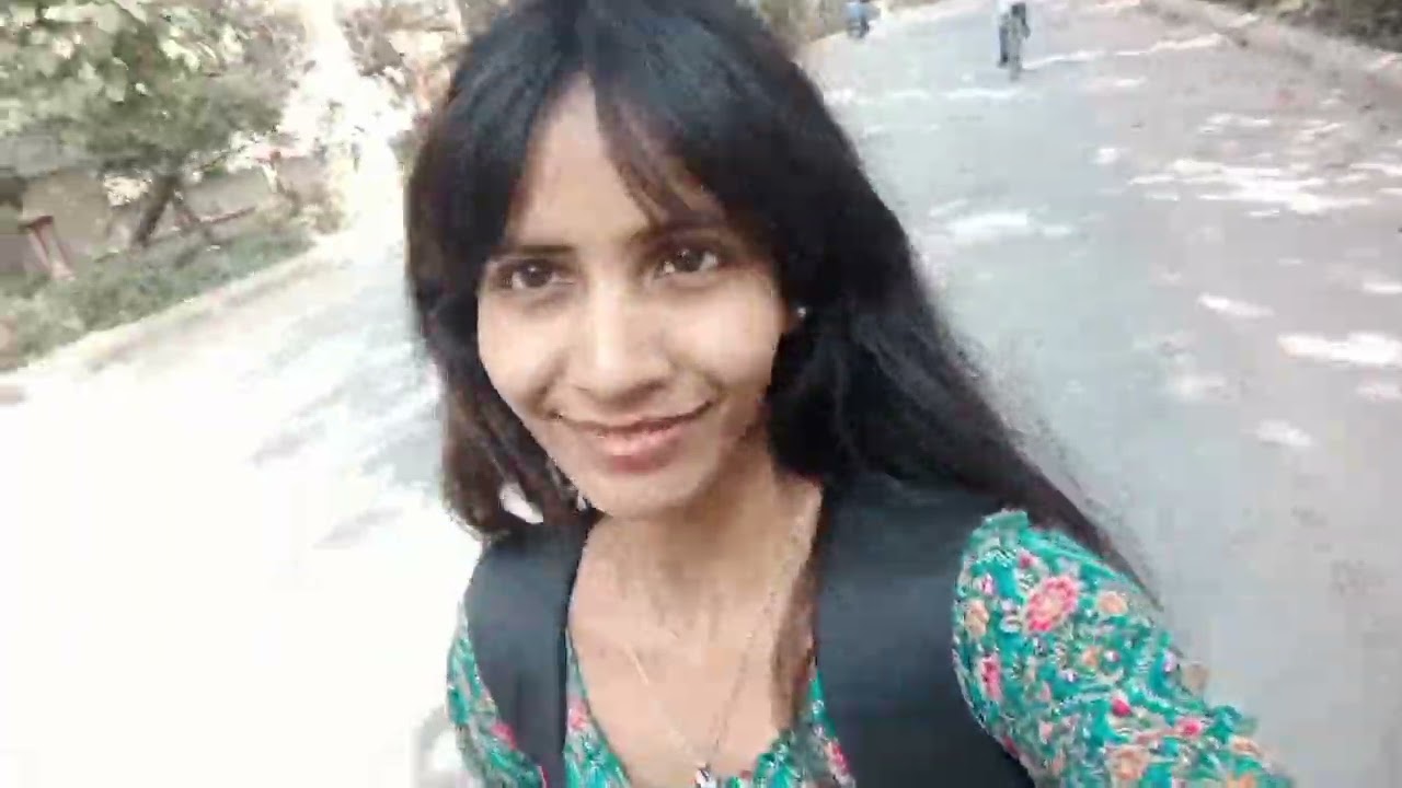 Chalte chalte kat jaye raste💃.... #minivlog #bhu #bhulibrary #banaras #vlog 