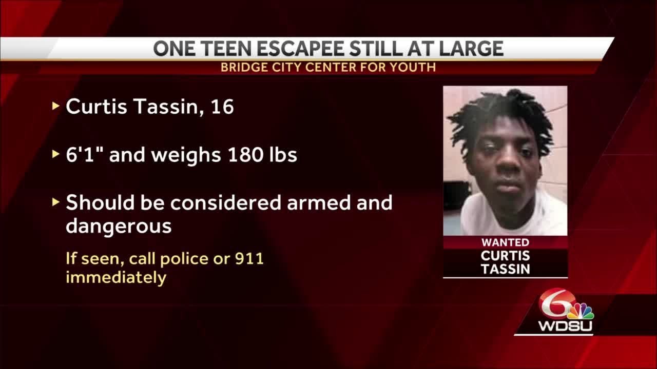4 in custody, 1 sought after teens escape Bridge City Center through attic, steal truck