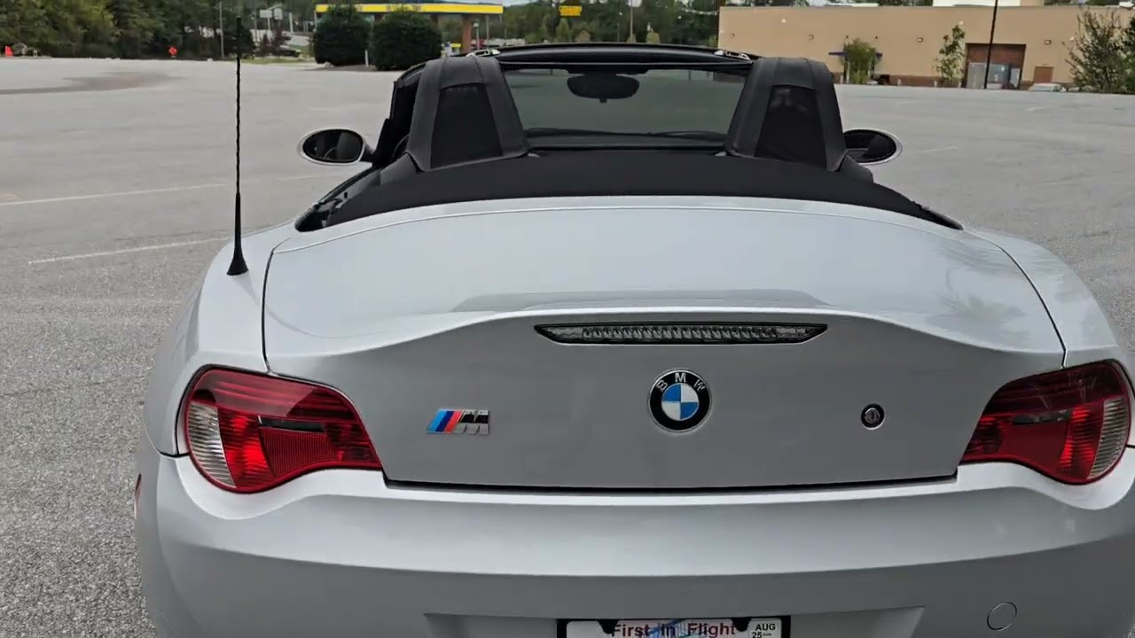 2006 BMW Z4 M Roadster Cold Satart and Walk Around
