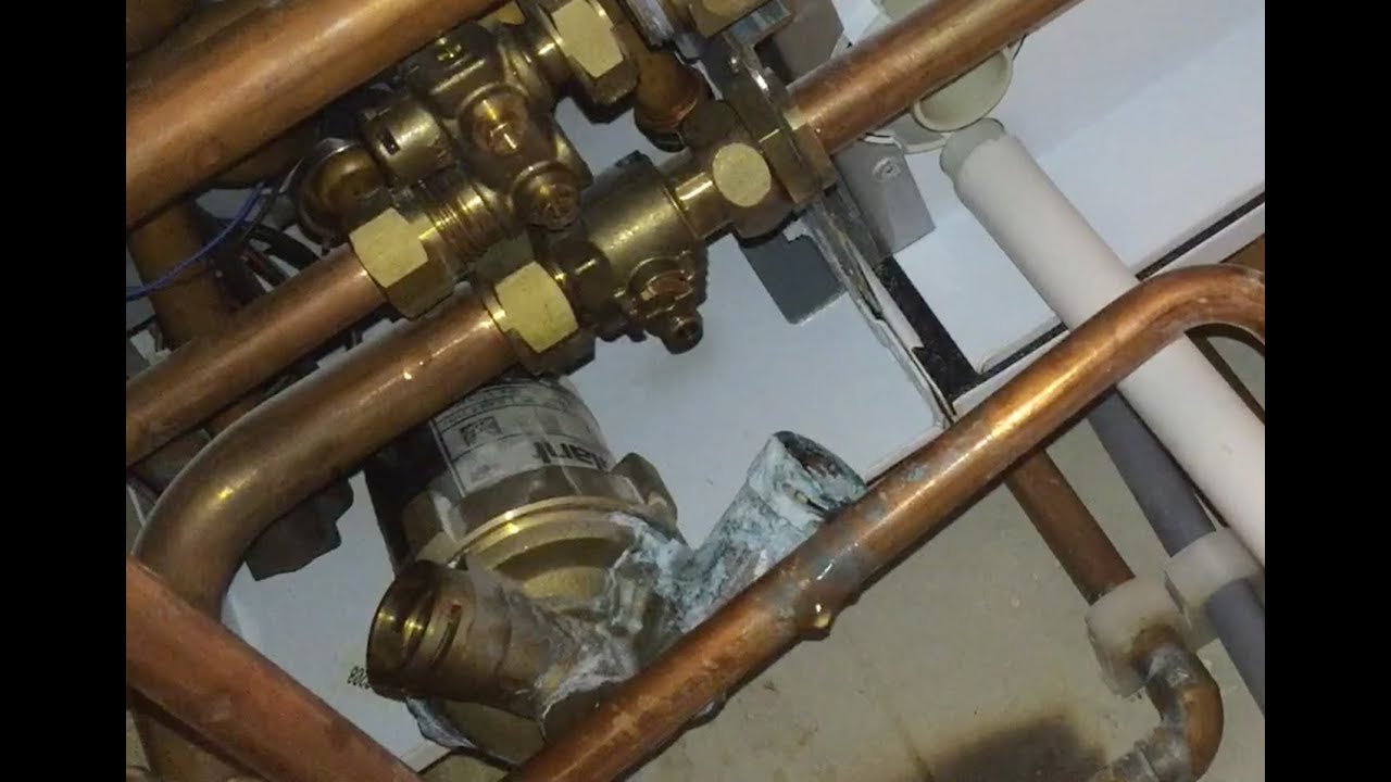 Vaillant 937 F91 F81 Shunt pump Removal/Repair