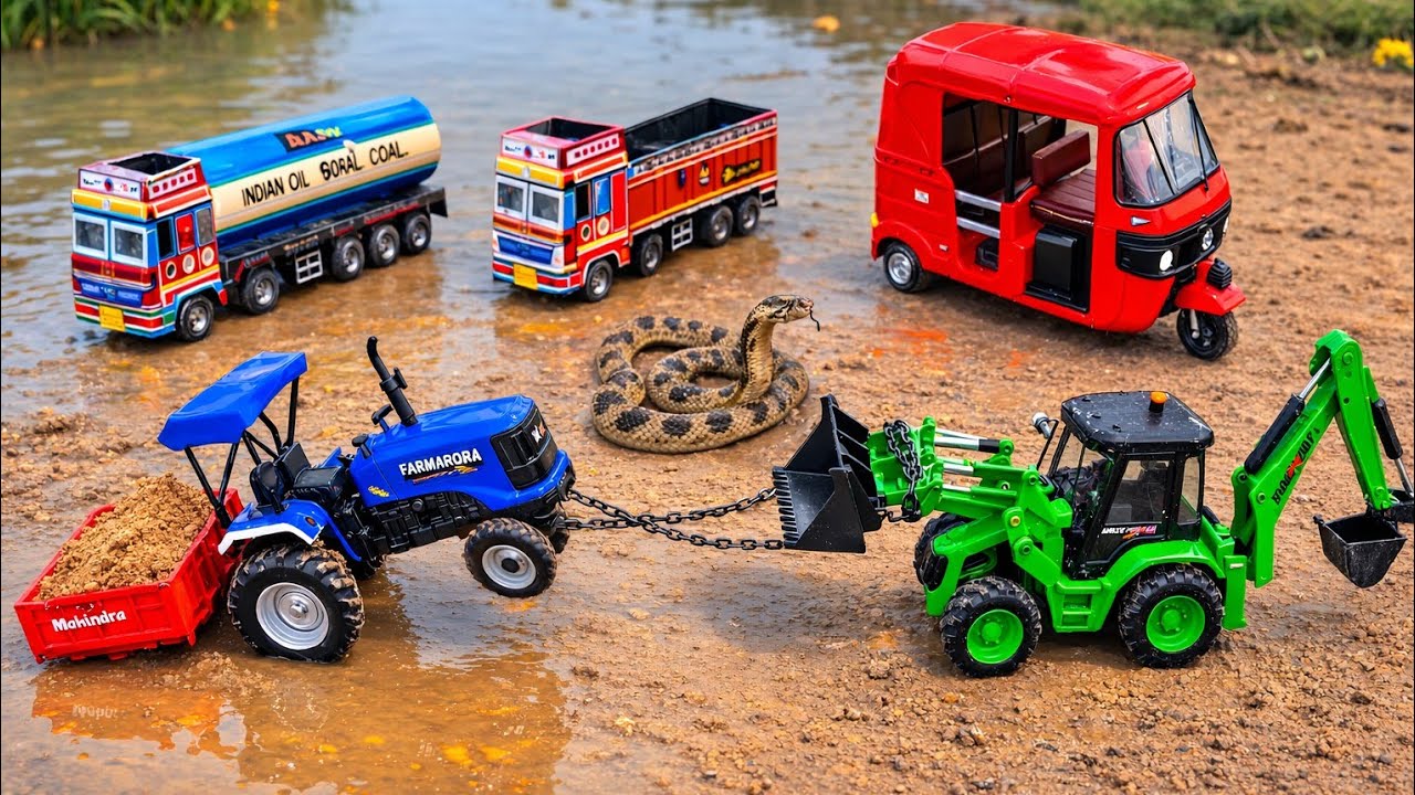 Big Tractor Pulling Stuck Truck in Deep Mud JCB 3DX Rescue Toy Video