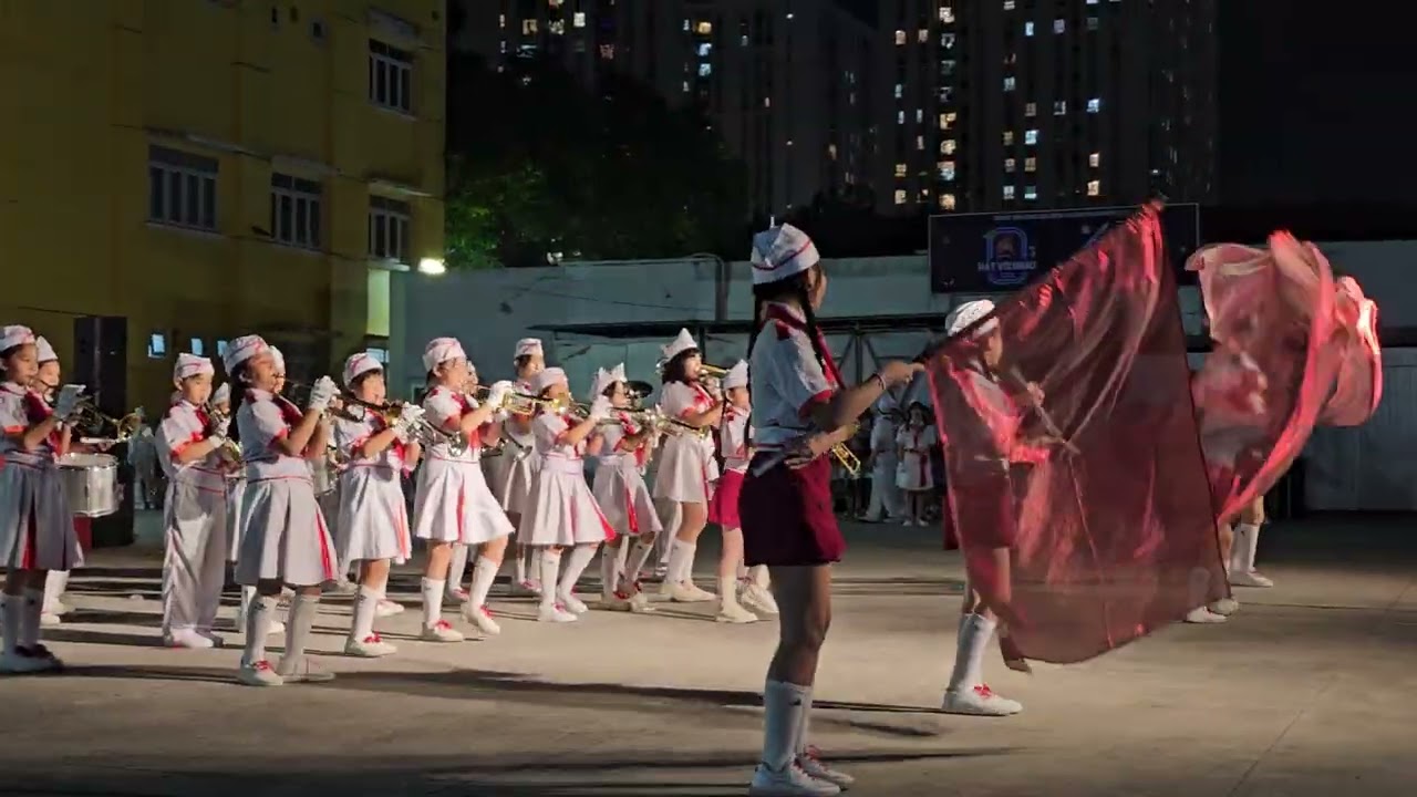 Đội trống kèn trường TH Tô Vĩnh Diện 