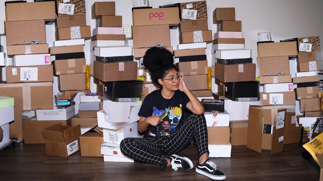 100+ BOXES OF NEW MAKEUP/CLOTHES.. HUGE UNBOXING! | jasmeannnn