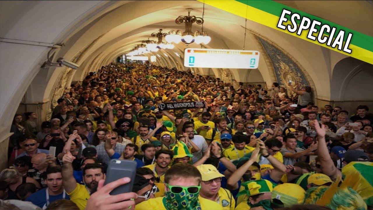 TORCIDA DO BRASIL NO METRÔ DE MOSCOU
