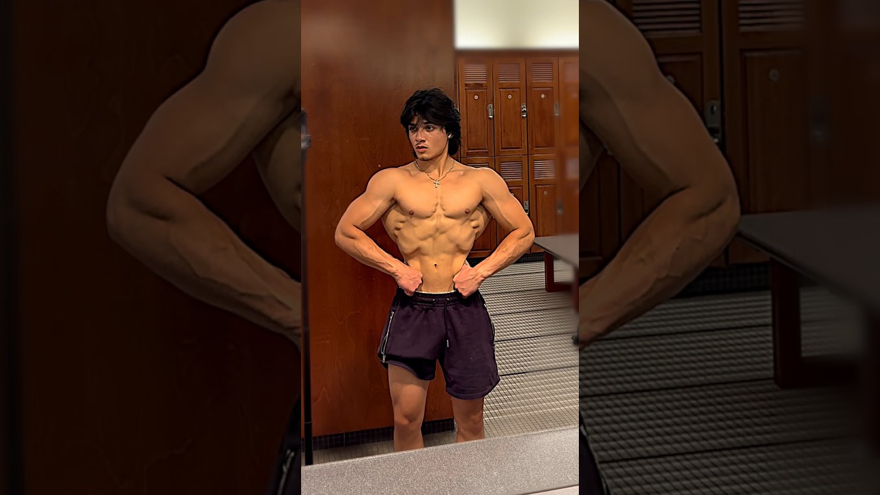 Crazy how much getting lean can do for you 💪 #transformation #shredded #gym #gymmotivation