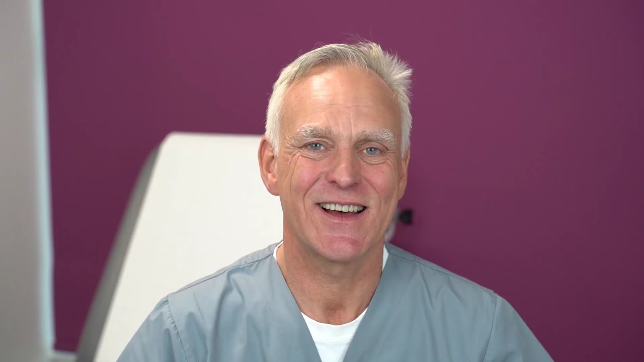 Split Earlobe Treatment | Mr Adrian Richards, The Cosmetic Centre