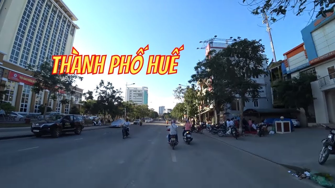 Dạo Phố Huế Từ Đường Hùng Vương - Hai Bà Trưng - Lý Thường Kiệt | Travel In Vietnam