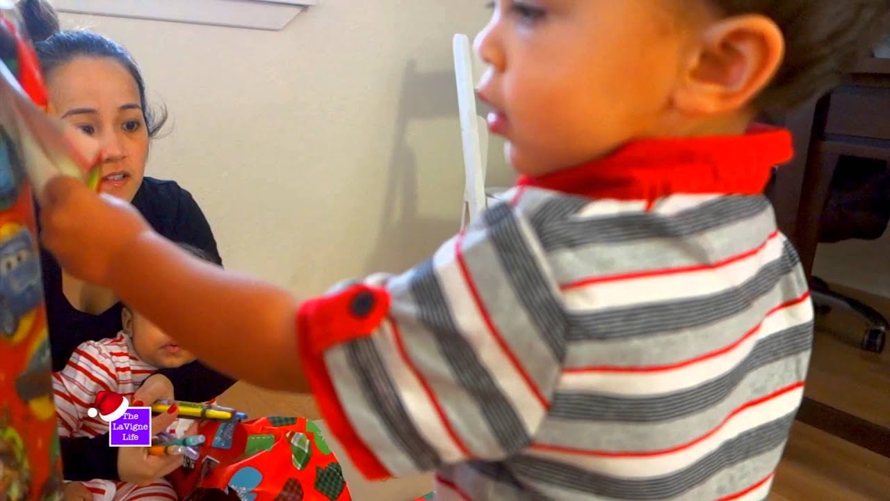 JORDAN'S 1ST CHRISTMAS! 
