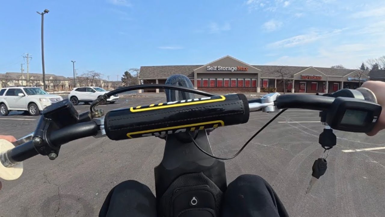 Full wheelie tutorial on the tuttio and or for any other bike. Any questions just drop a comment 