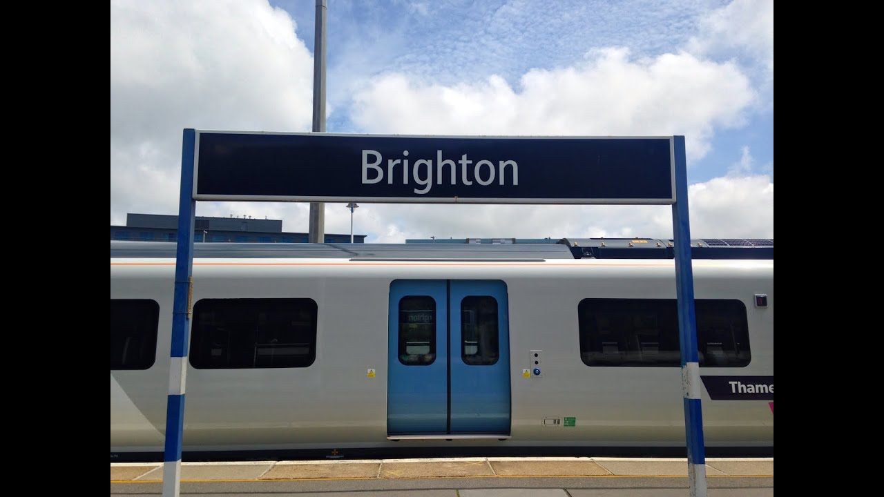 Thameslink (Class 700): London Bridge to Brighton (via Gatwick Airport)