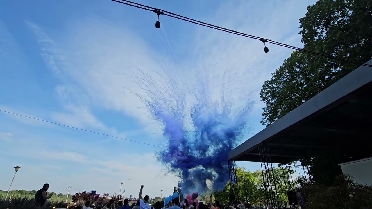 Gender Reveal-It's a Boy-Smoke mines by Fenix pirotehnika