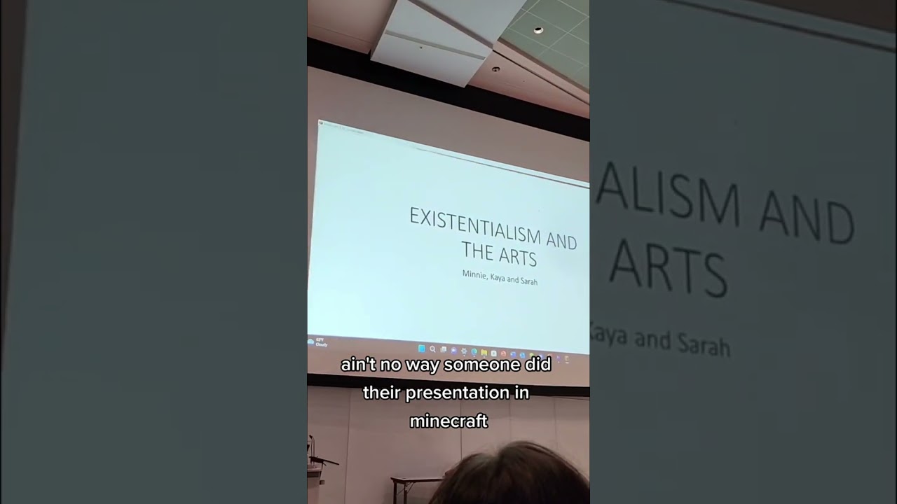 NO WAY a student did this in class☠️ #college #presentation #minecraft