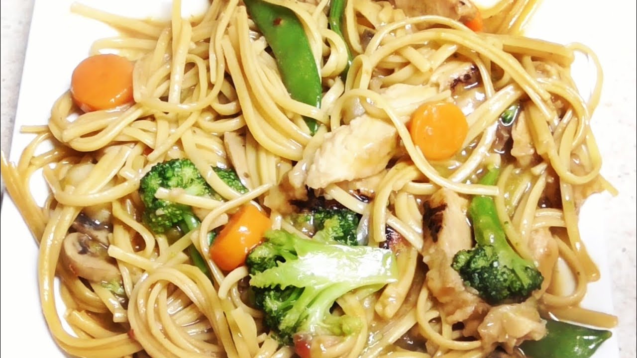 Instant Pot Easy Chicken Lo Mein Pressure Cooker Cookbook Pg 27