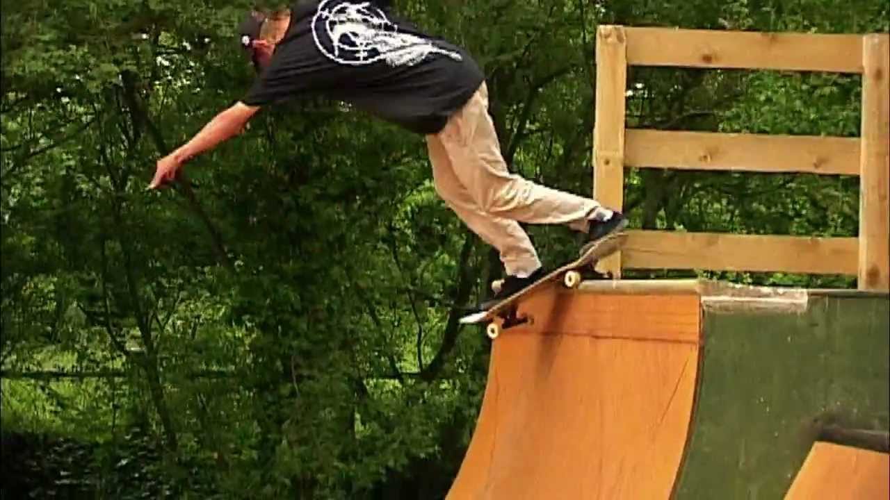 Thaxted (Essex) Mini Ramp Session