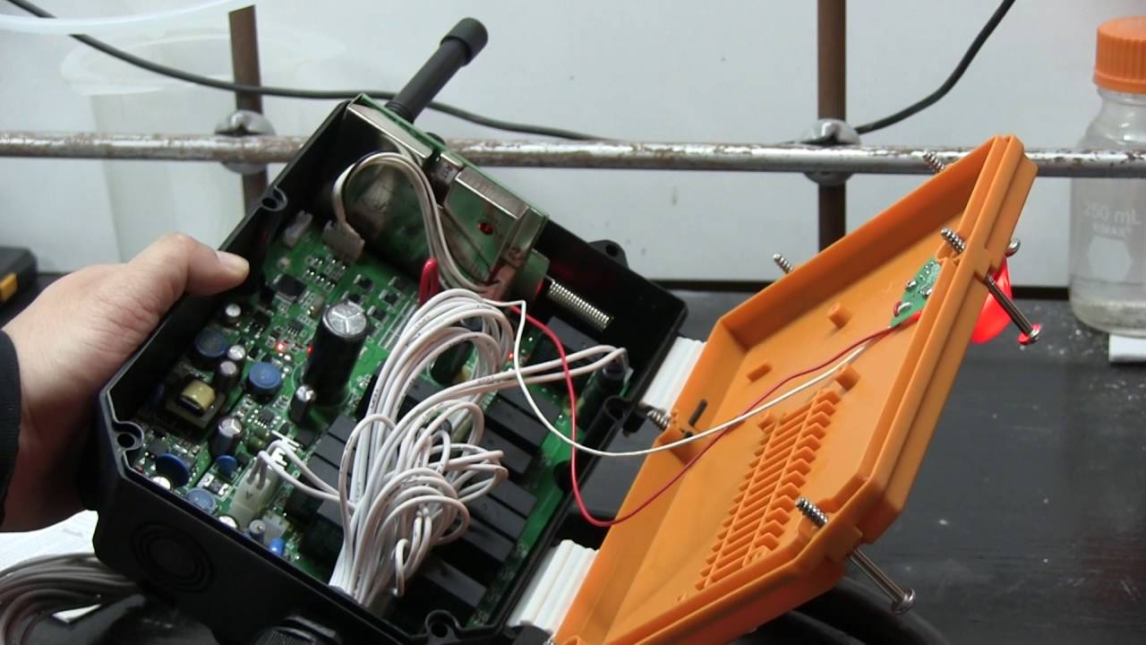 (6) - Uting F24-12S Radio 'Crane controller' Teardown