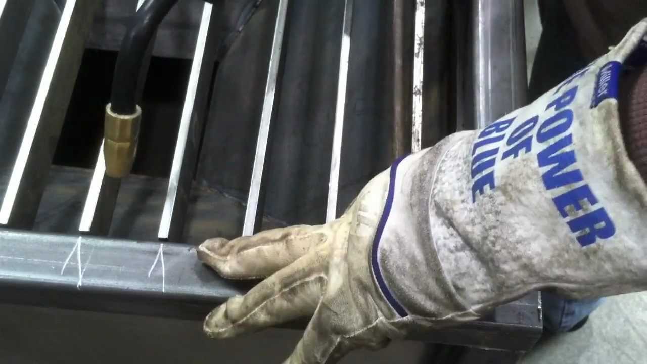 Plasma Cutting Table part 2 -DIY downdraft table and Miller Fume Extractor