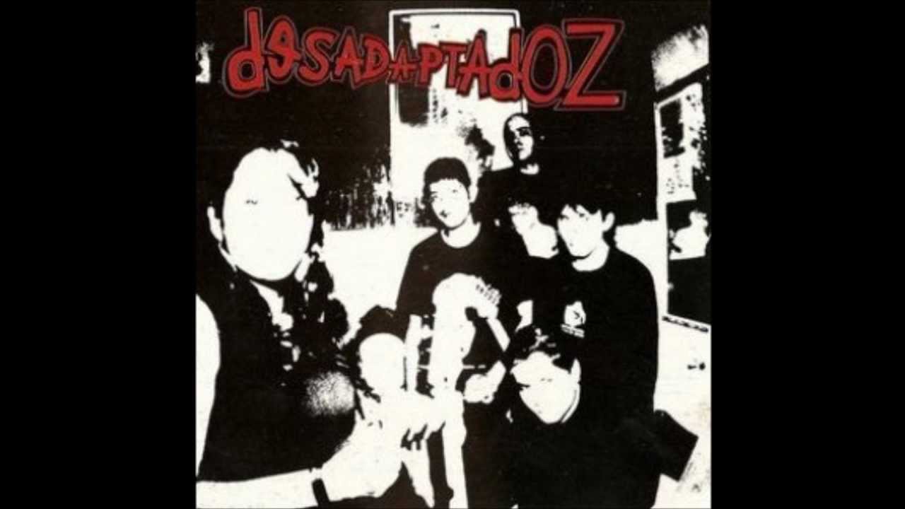 MUERTO DE RISA - Desadaptadoz