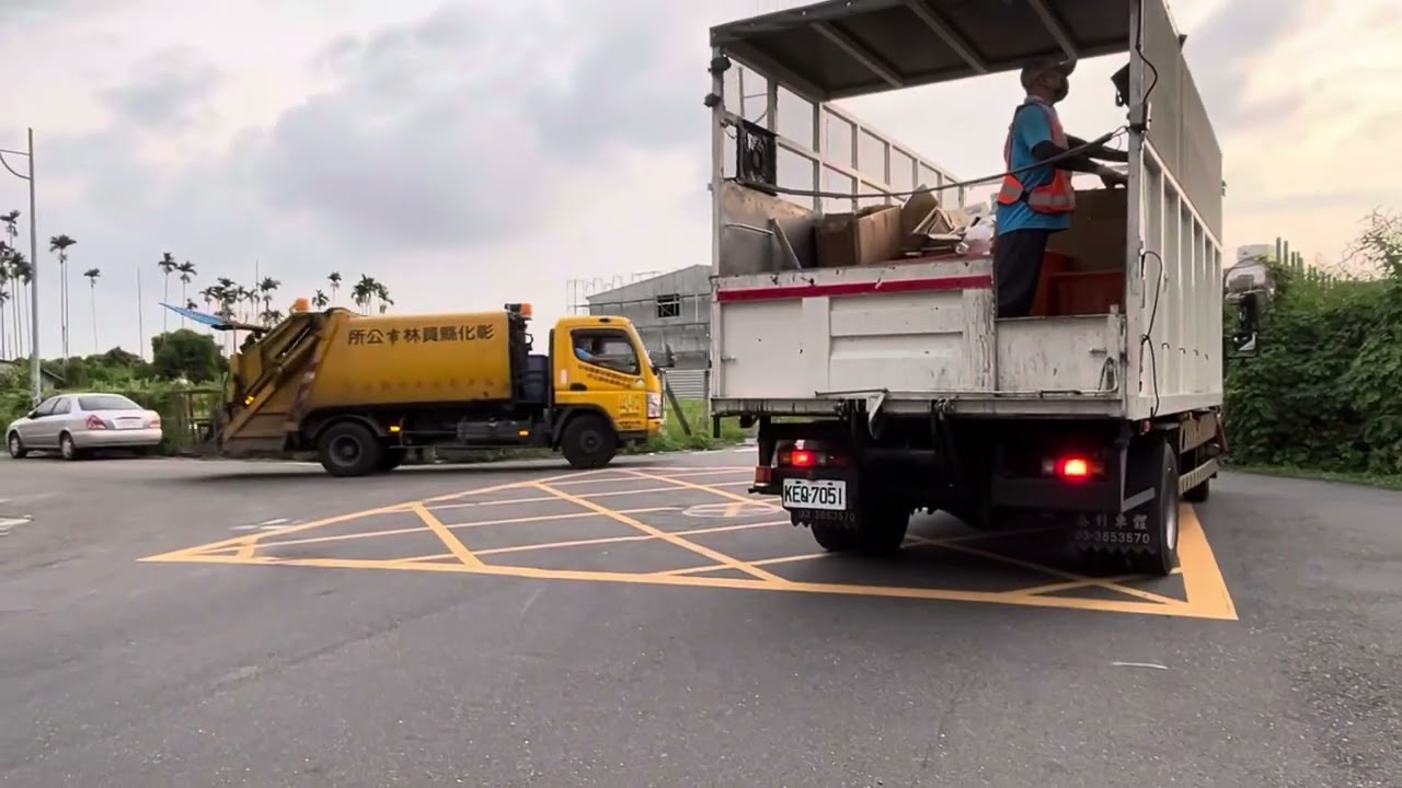 員林市垃圾車￼200-VQ回收車KEQ-7051￼