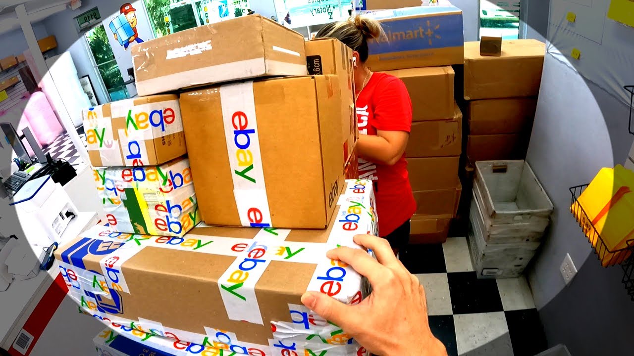 Fedex retail store stuff - counter work and packing