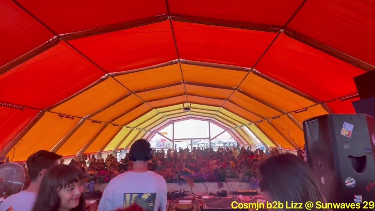 Cosmjn b2b Lizz @ Sunwaves 29