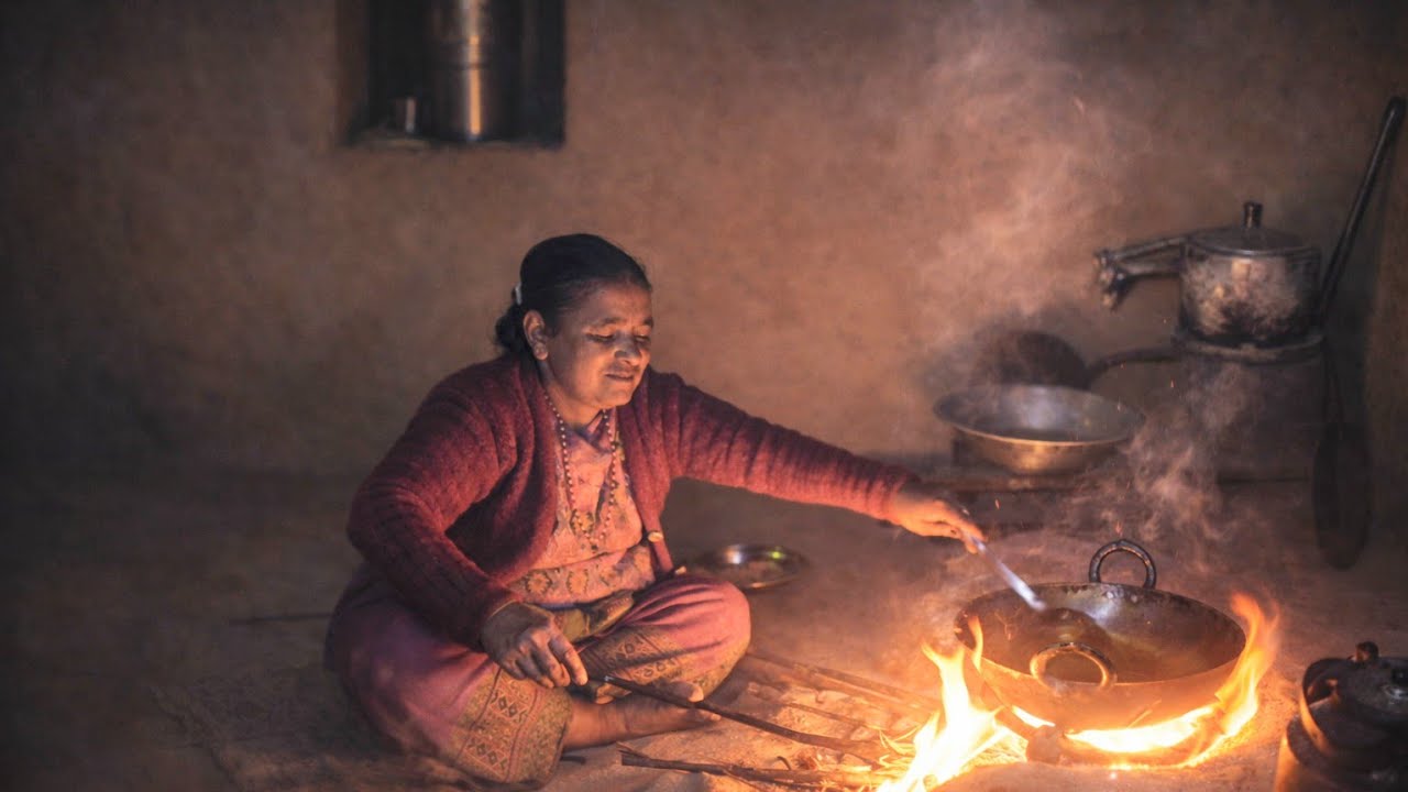 Cooking on a Traditional Wood Fire | Simple Village Rice & Gundruk 