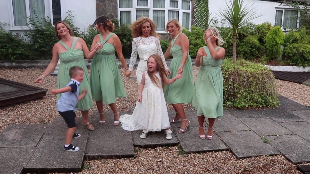 28.7.18 - Sarah & Steven - Marry You @ Coach House