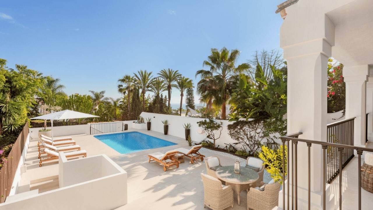 OPPORTUNITY! 2.250.000€ SIERRA BLANCA Marbella Villa 3 Beds DV3451