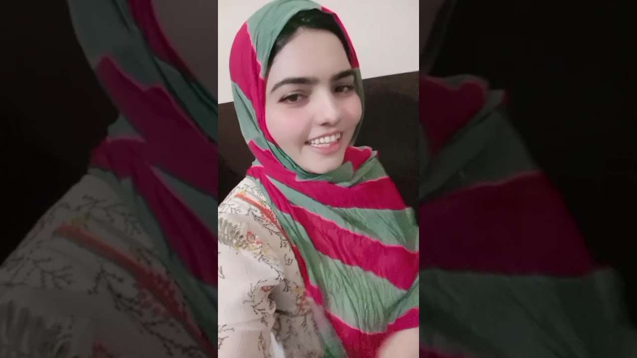 دوسرا عشرہ بھی ختم ہونے والا ہے۔اج میں نے افطار میں بنایا کچنال چکن۔عائشہ نے میری بہت مدد کی۔