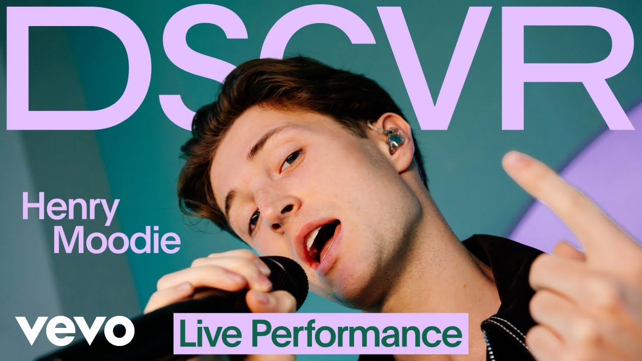 Henry Moodie - drunk text (Live) | Vevo DSCVR