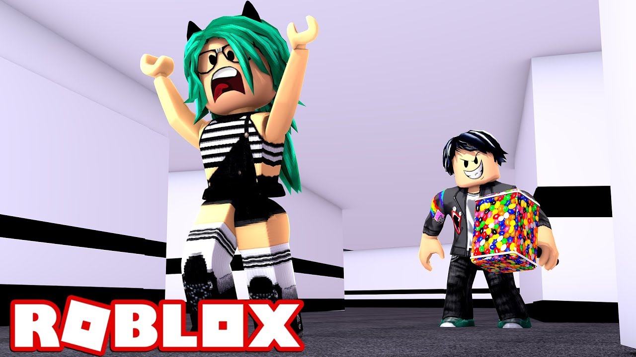SOY LA BESTIA MAS RAPIDA DE TODO ROBLOX (FLEE THE FACILITY)🤣😈