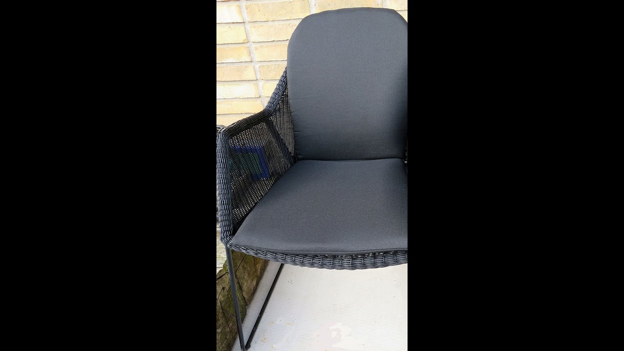 Een kussen voor een tuin of terras stoel maken zonder rits