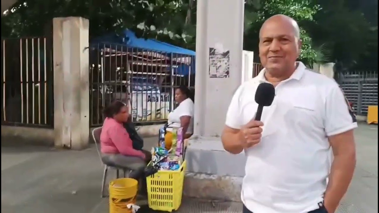 OMAR FERNÁNDEZ LE GANA UNA ENCUESTA A DAVID COLLA EN LA R. D.